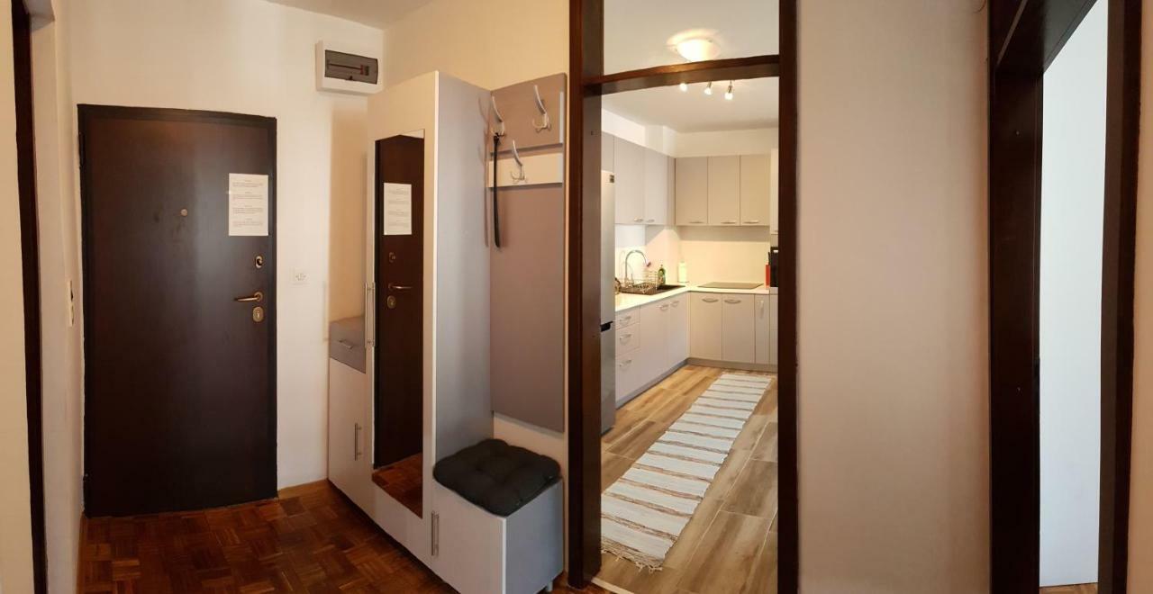 Apartment Emina Travnik Esterno foto